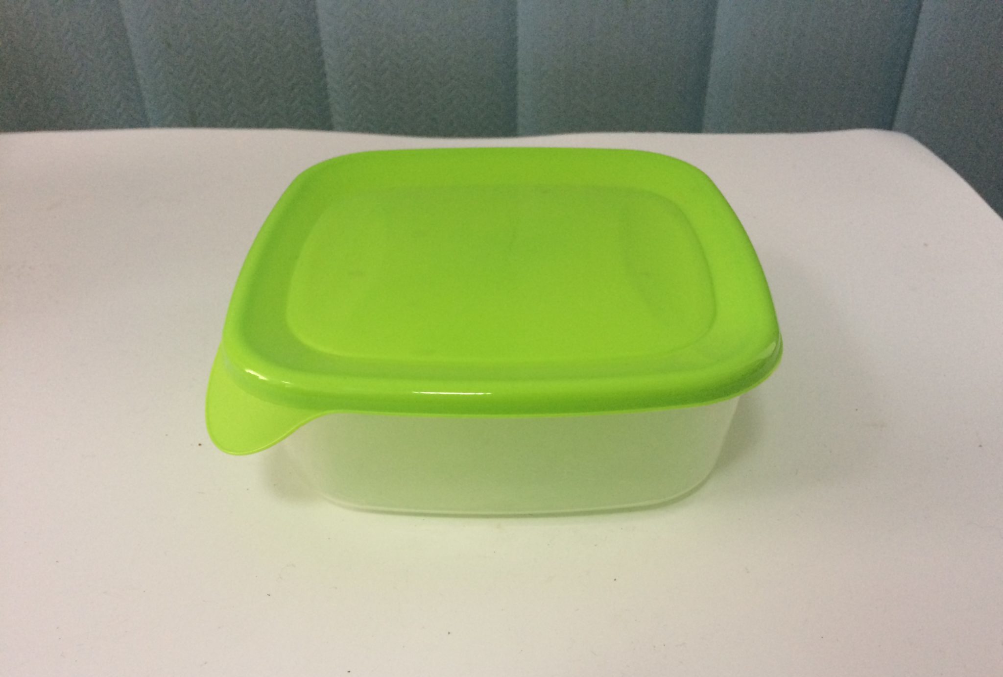 Контейнер квадратний "Каскад-сніжинка" 0,8 л.