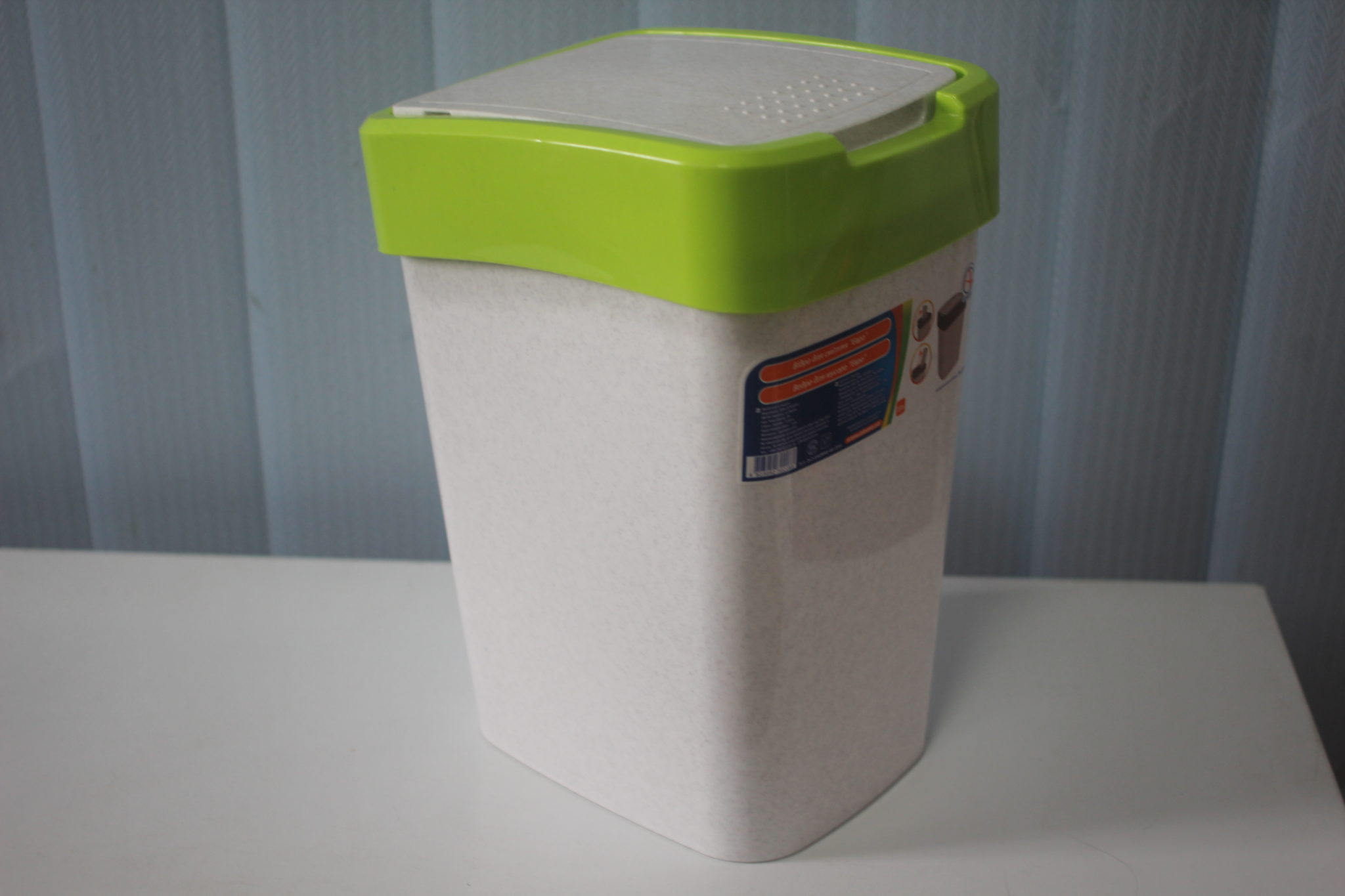 Відро для сміття з обертаючою кришкою "Євро"