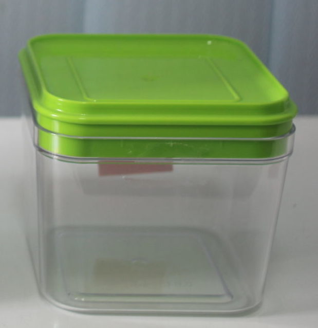 Ємність для сипучих продуктів 0,6 л.