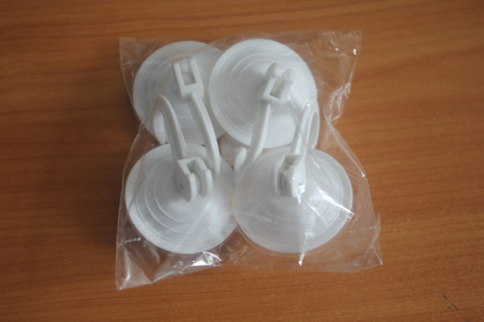 Крючок на присосці "Люкс" (ціна за 4 шт.)