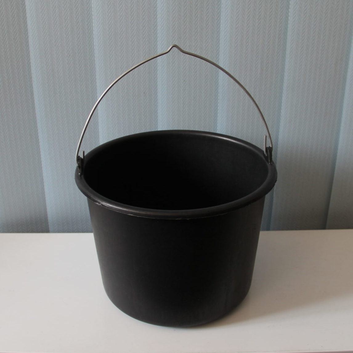 Відро будівельне чорне (12 л.)