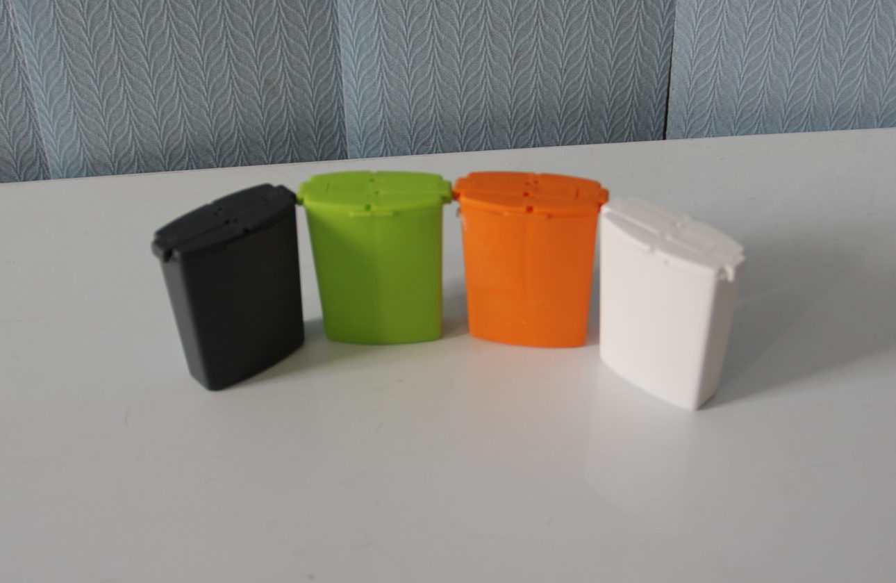 Ємність для спецій дорожня